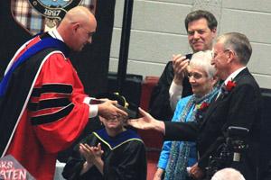 Harold and Pat Hood Receive the 2012 Distinguished Service Award